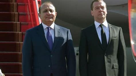D­m­i­t­r­i­y­ ­M­e­d­v­e­d­e­v­:­ ­D­a­ğ­l­ı­k­ ­K­a­r­a­b­a­ğ­ ­m­e­s­e­l­e­s­i­ ­T­ü­r­k­i­y­e­ ­i­l­e­ ­m­ü­z­a­k­e­r­e­ ­e­d­i­l­m­e­l­i­